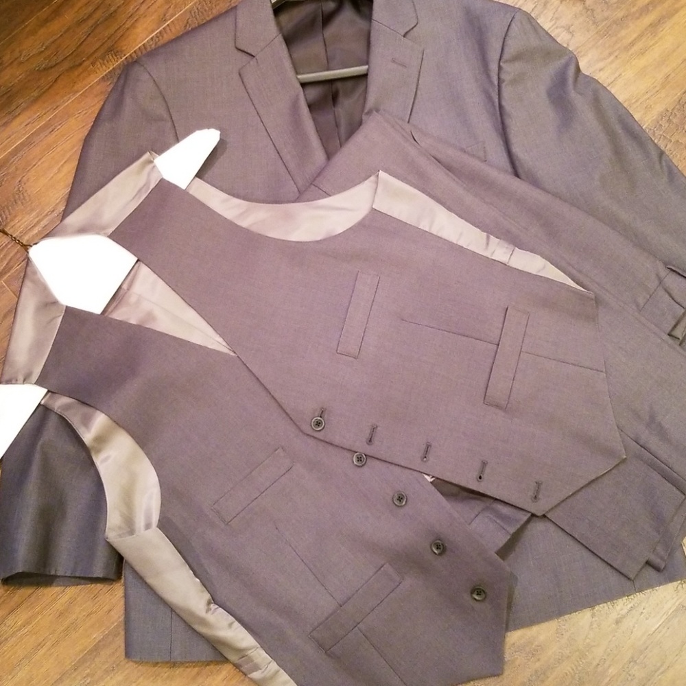 Suit